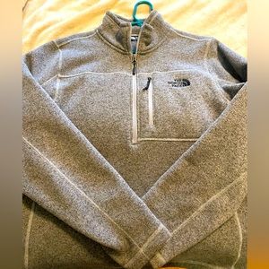 Mens north face fleece size medium